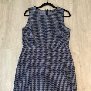 EUC Banana Republic Sheath Dress